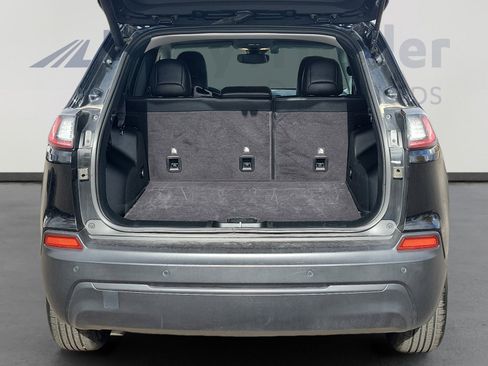 Used 2023 Jeep Cherokee Altitude Lux image 28