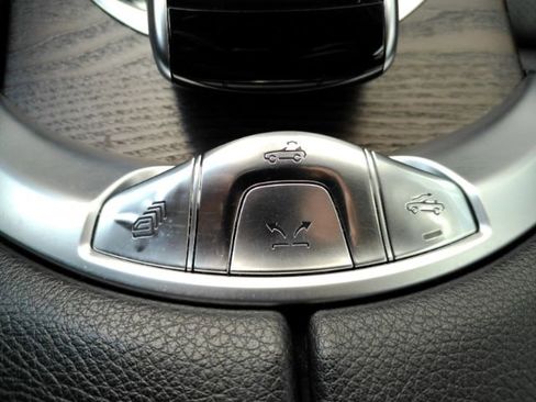 Used 2018 Mercedes-Benz C 300 CONVERTIBLE image 50