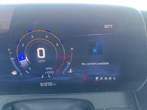 Used 2025 Chevrolet Traverse LT image 44