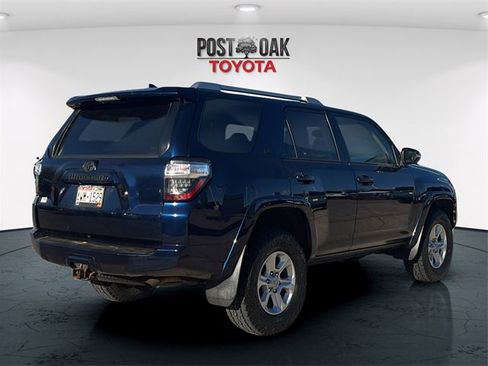 Used 2016 Toyota 4Runner SR5 Premium image 7