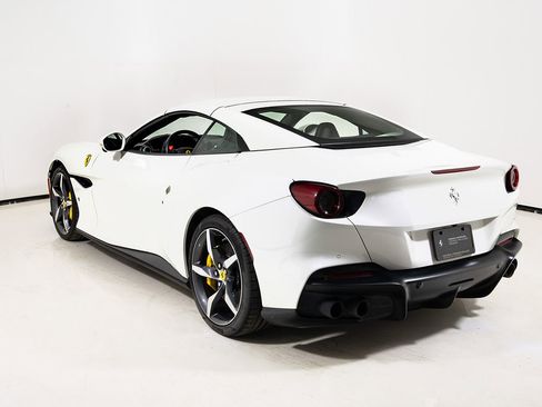 Certified 2022 Ferrari Portofino M RWD image 24