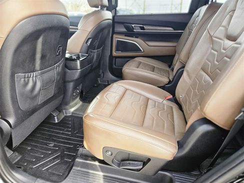 Used 2021 Kia Telluride SX w/ SX Prestige Package image 14