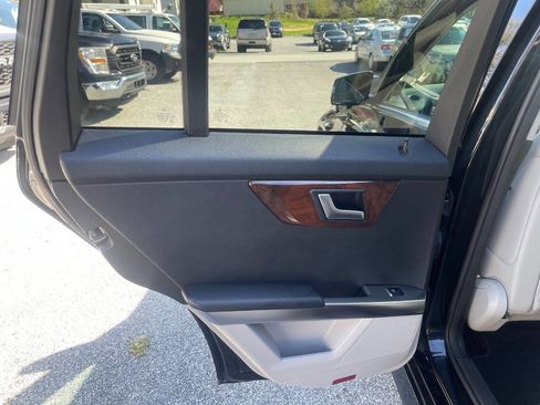 Used 2014 Mercedes-Benz GLK 350 4MATIC image 21