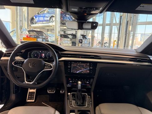 Used 2023 Volkswagen Arteon SEL Premium image 12