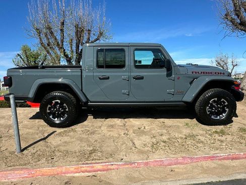 New 2026 Jeep Gladiator Rubicon image 3