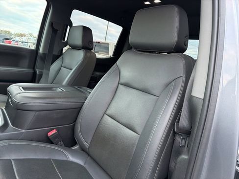 Used 2021 GMC Sierra 1500 SLT w/ SLT Premium Package image 19