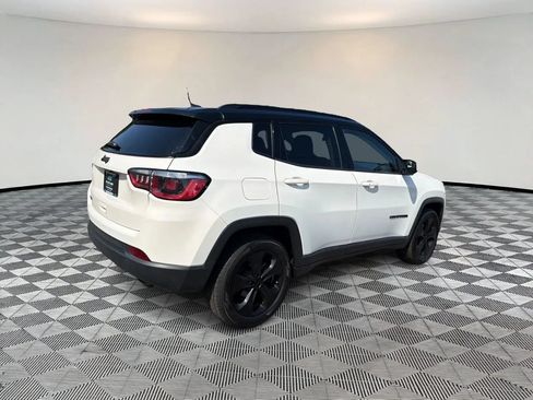Used 2019 Jeep Compass Latitude AWD/4WD image 7