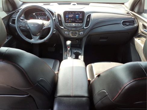Used 2022 Chevrolet Equinox RS w/ RS Leather Package FWD image 7