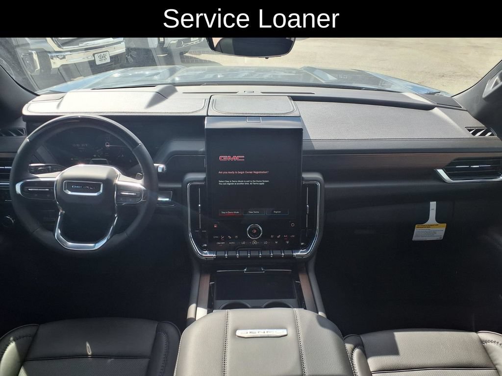 New 2026 GMC Yukon Denali w/ Denali Reserve Package AWD/4WD image 3