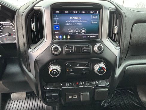 Used 2021 GMC Sierra 2500 SLE image 30