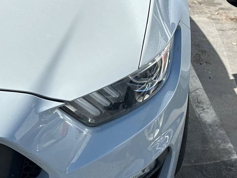 Used 2016 Ford Mustang Shelby GT350 w/ Technology Package image 11