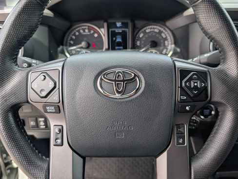 Used 2023 Toyota Tacoma TRD Sport AWD/4WD image 18