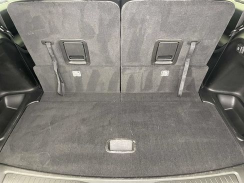 Used 2023 Jeep Grand Cherokee L Laredo AWD/4WD image 18