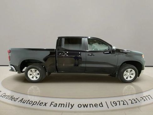 Used 2025 Chevrolet Silverado 1500 LT AWD/4WD image 6