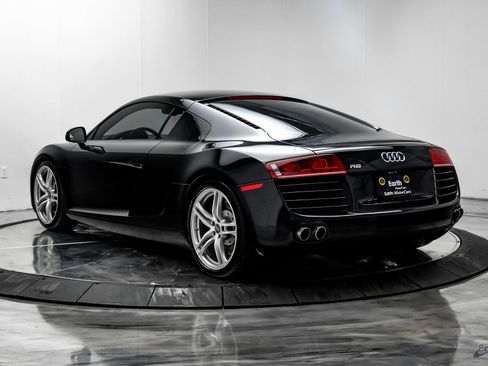 Used 2008 Audi R8 V8 image 8