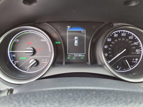 Used 2023 Toyota Camry SE w/ Audio Upgrade Package FWD image 12