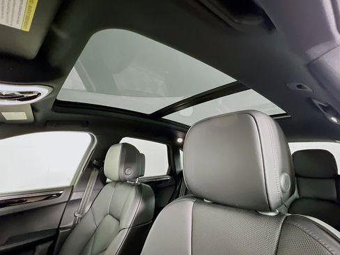 New 2026 Porsche Macan image 14