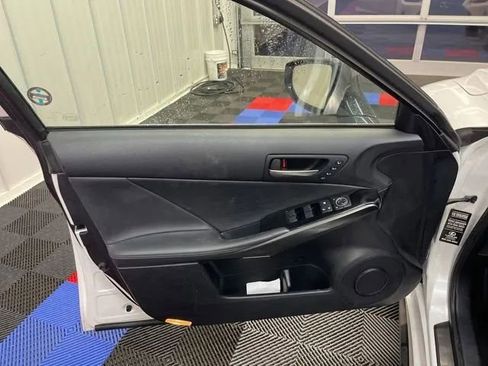 Used 2023 Lexus IS 300 AWD w/ Premium Package image 8