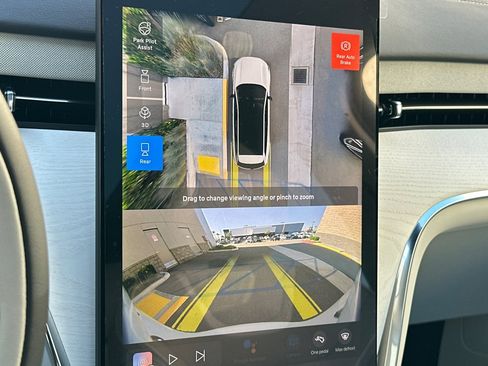 New 2025 Volvo EX90 Plus w/ Protection Package Premier image 23