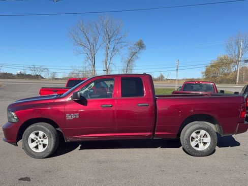 Used 2019 RAM 1500 Express AWD/4WD image 7