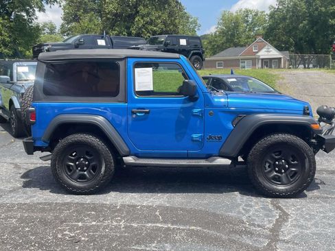 Used 2025 Jeep Wrangler Sport AWD/4WD image 2