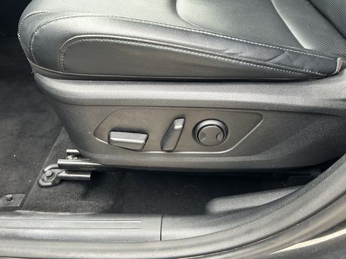 Used 2023 Kia Sportage EX image 22