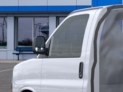 New 2026 GMC Savana 3500 w/ Power Convenience Package RWD image 15