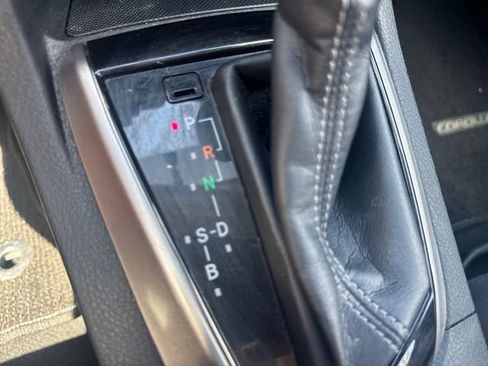 Used 2016 Toyota Corolla LE FWD image 22