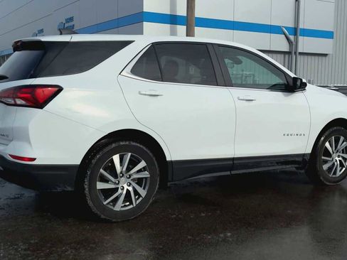 Certified 2024 Chevrolet Equinox LT image 3