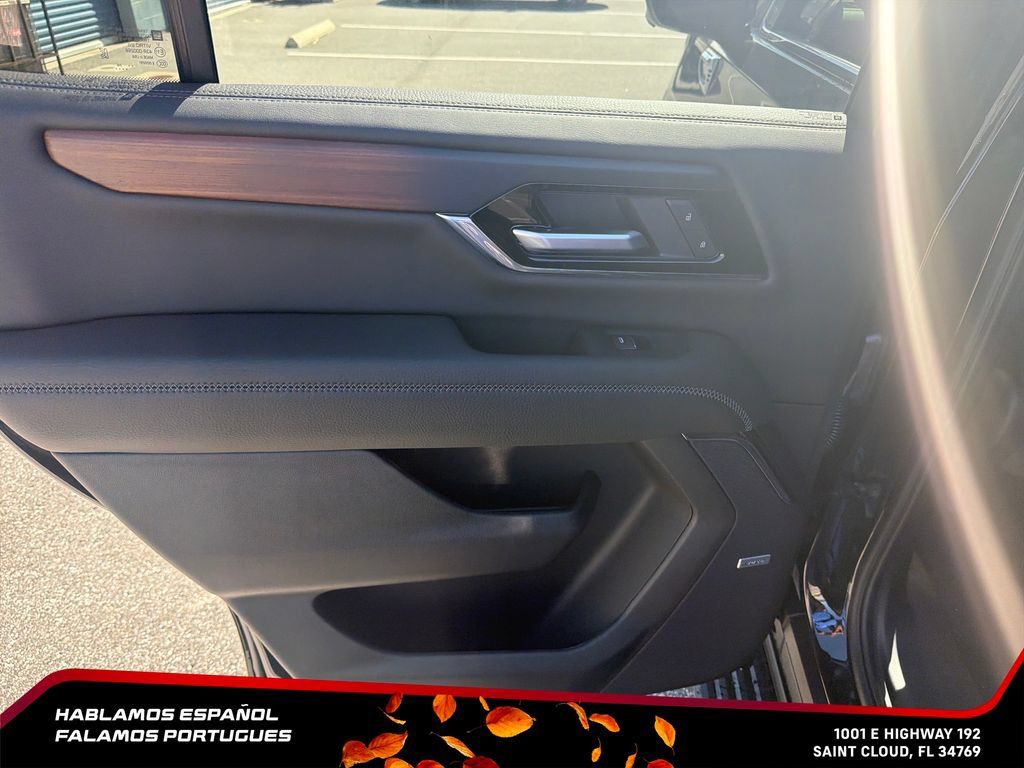 New 2026 GMC Yukon Denali w/ Denali Reserve Package AWD/4WD image 27