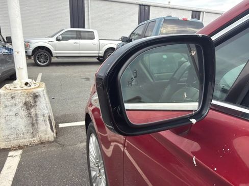 Used 2014 Ford Fusion SE w/ Equipment Group 502A FWD image 15