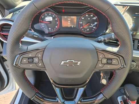 New 2026 Chevrolet Trax RS image 10