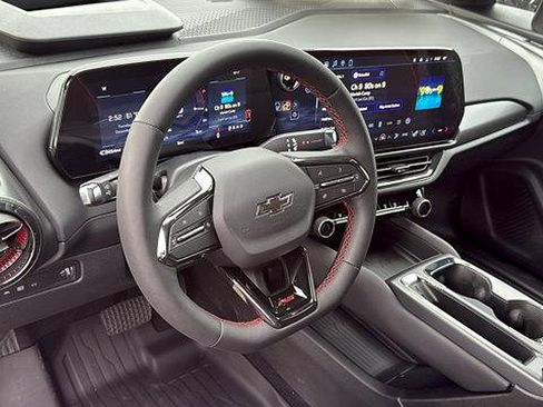 New 2026 Chevrolet Equinox EV RS image 10