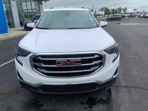 Used 2021 GMC Terrain SLT AWD/4WD image 2