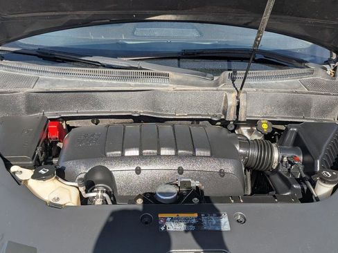 Used 2014 Chevrolet Traverse LTZ AWD/4WD image 17