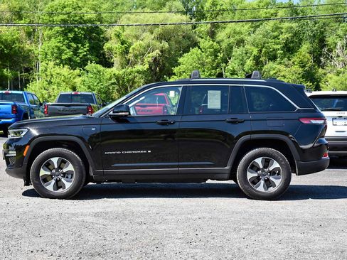 Used 2022 Jeep Grand Cherokee Limited 4xe w/ Luxury Tech Group II AWD/4WD image 6