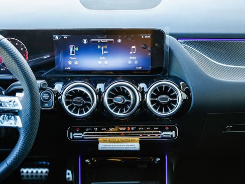 New 2026 Mercedes-Benz GLA 250 4MATIC image 11