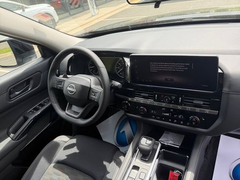 New 2026 Nissan Pathfinder SV FWD image 30