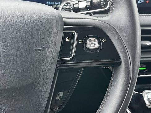 Used 2025 Lincoln Corsair FWD image 22