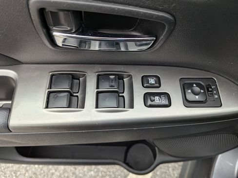 Used 2018 Mitsubishi Outlander Sport ES image 10