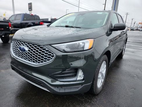 Certified 2024 Ford Edge SEL w/ Convenience Package image 4