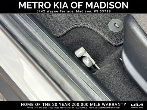 Used 2025 Kia K4 FWD image 14