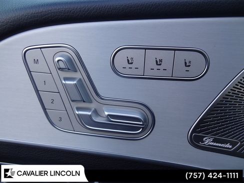 Used 2024 Mercedes-Benz GLS 450 4MATIC image 15