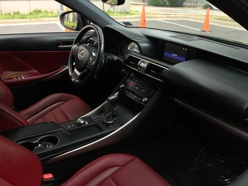 Used 2017 Lexus IS 200t F Sport w/ F Sport Package RWD image 24