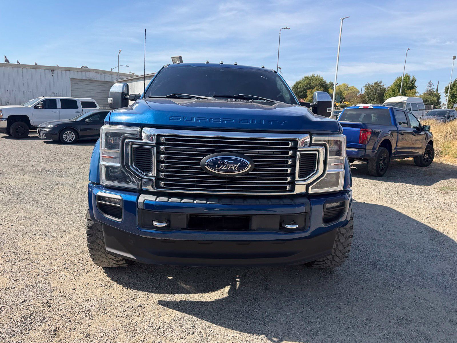 Used 2022 Ford F450 Platinum w/ FX4 Off-Road Package AWD/4WD image 8