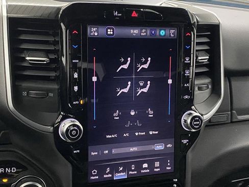 New 2026 RAM 1500 4x4 Crew Cab image 20