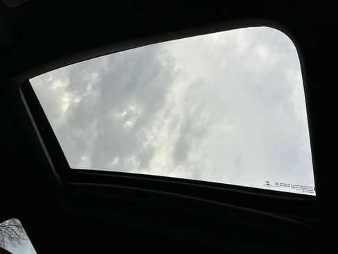 Used 2023 GMC Sierra 1500 Denali w/ Technology Package image 25