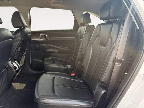 Certified 2025 Kia Sorento EX AWD/4WD image 13