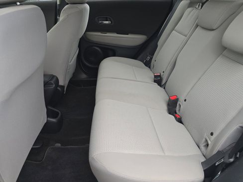 Used 2022 Honda HR-V LX image 11