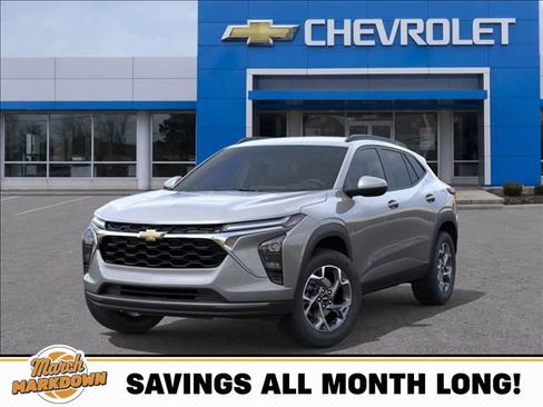 New 2026 Chevrolet Trax LT w/ Driver Confidence Package image 6